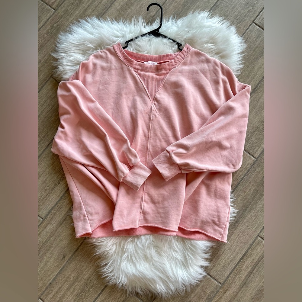 Women’s Medium Salmon Pink Oversized Pullover Sweater